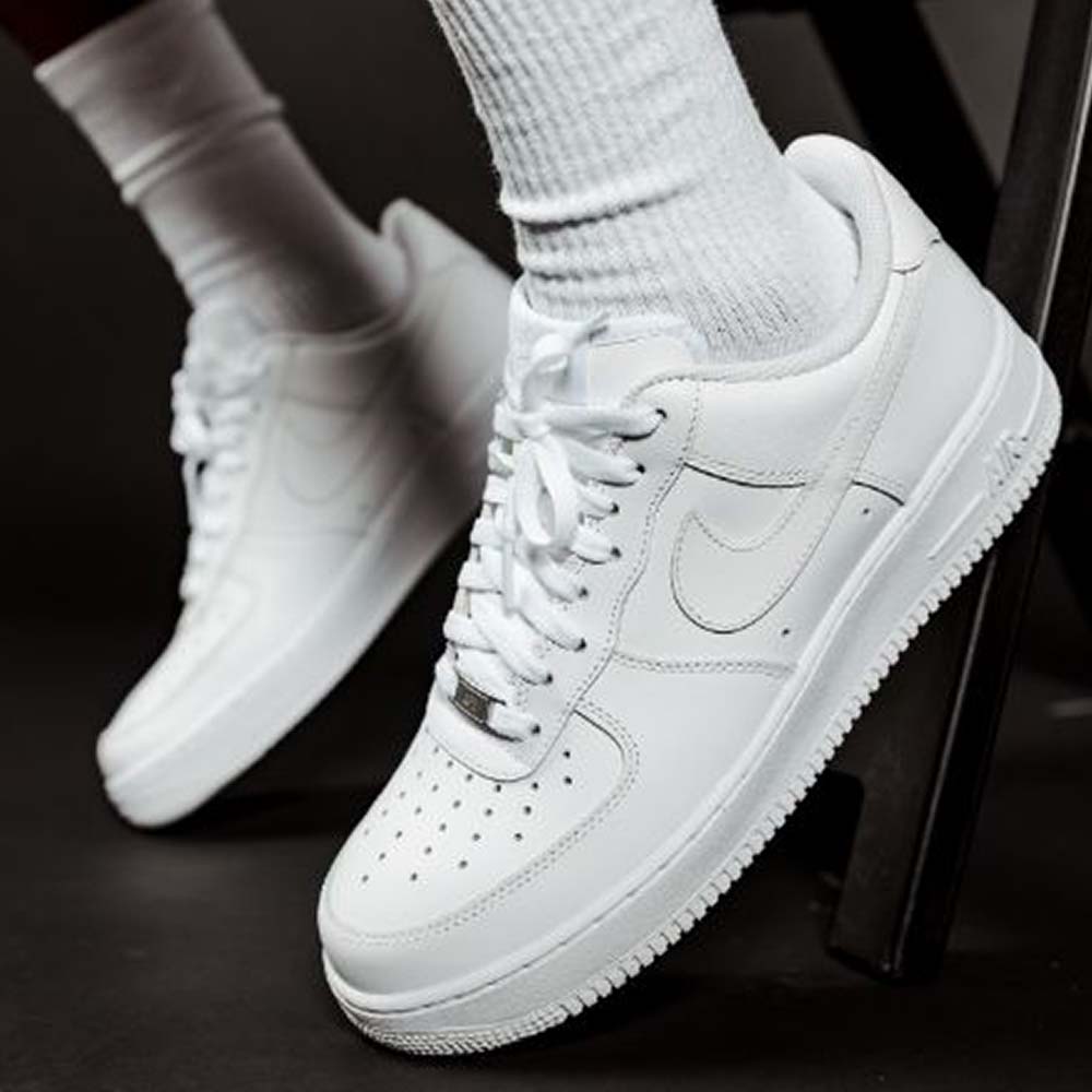 sneaker s